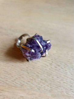 Кольцо с аметистом