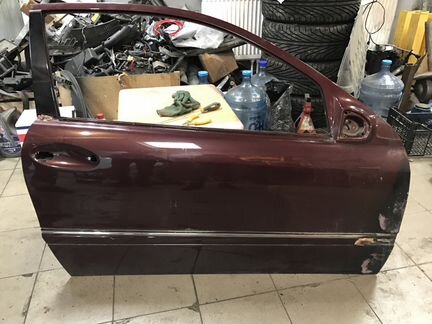 Дверь правая мерседес ц класс w203