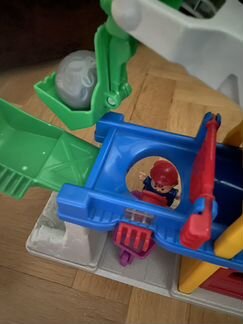 Fisher Price Little people - каменоломня