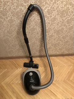 Пылесос Samsung EaSy 1800w