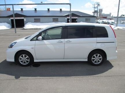 Toyota Isis 1.8 CVT, 2010, 75 000 км