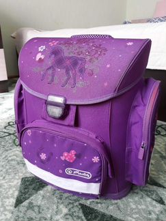 Школьный портфель