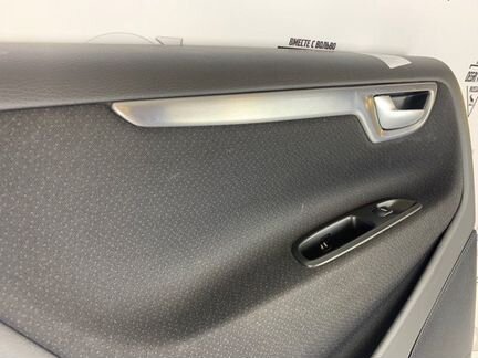 Обшивка задней левой двери Volvo S60 2004-2009