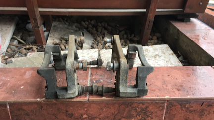 Супорт передний задний