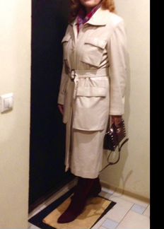 Кожаный бежевый плащ 48-50 размер