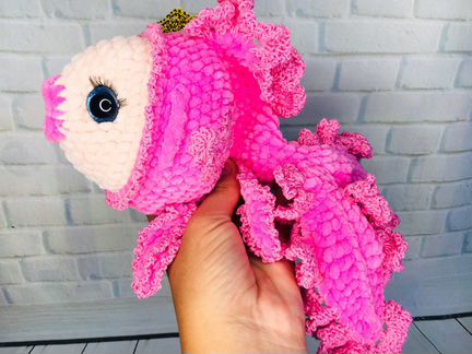 Золотая рыбка вязаная