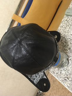 Кожаная с трикотажем кепка