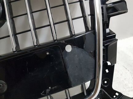 Решетка радиатора Audi Q5 8R