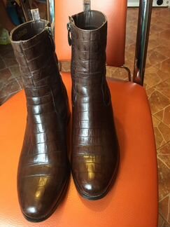 Полусапожки женские