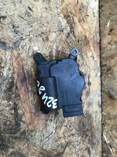 Мотор заслонки печки Фольксваген Туарег VW Touareg